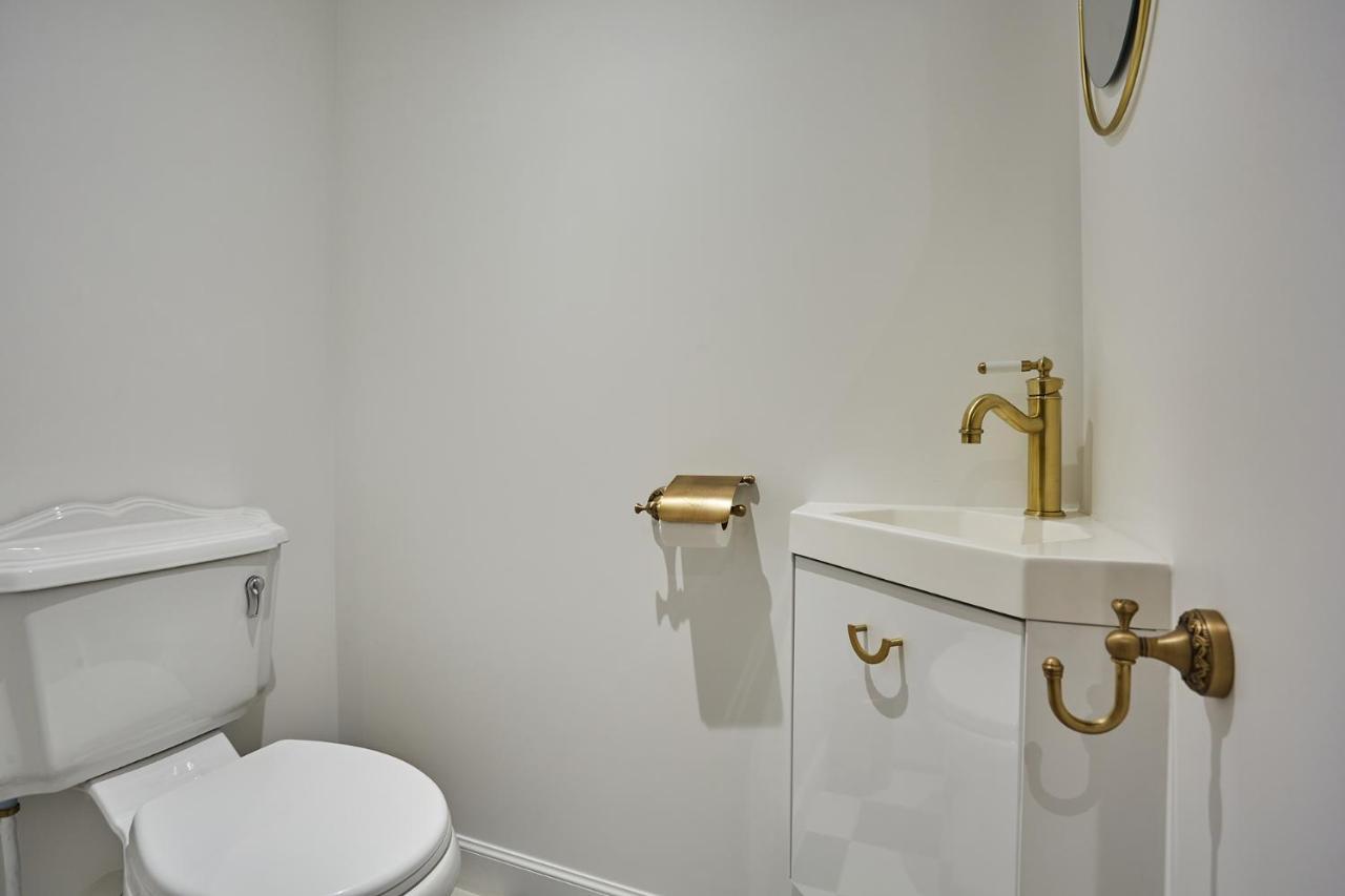 Apartment Saint Germain Des Pres By Studio Prestige Parigi Esterno foto